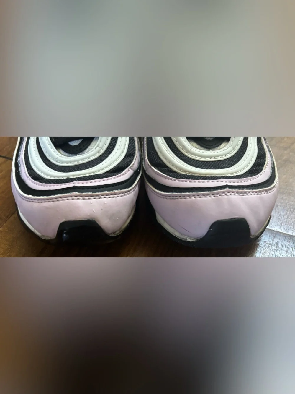 Nike air max 97 girl youth shoes sneakers  Size 6.5Y youth/8 woman